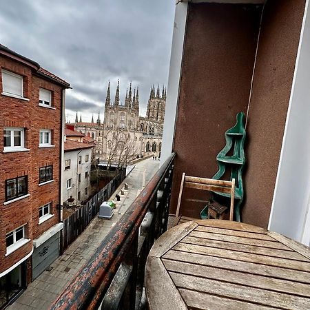 Atuaire Home Vista Catedral De Burgos Bagian luar foto